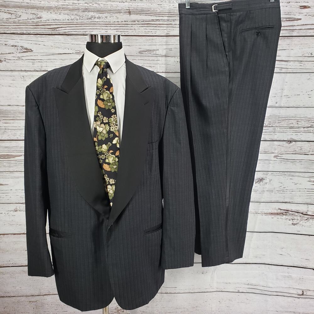 Vintage Pierre Cardin Men's Gray Black Peak Lapel Formal Suit Set Size 54L